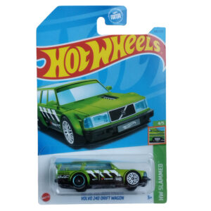 Volvo 240 Drift Wagon - HW Slammed